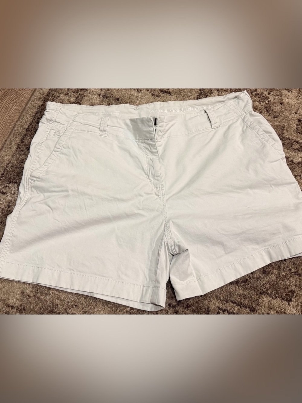 Vineyard Vines Women’s Chino Shorts